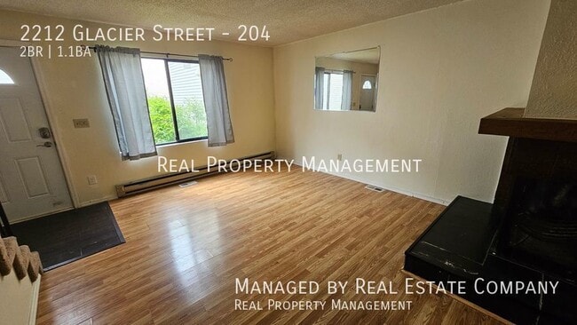 Building Photo - 2212 Glacier St