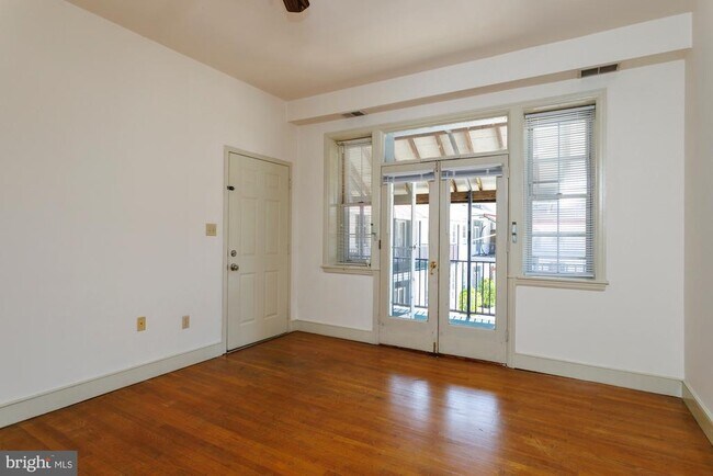 Building Photo - 2331 N 58th St