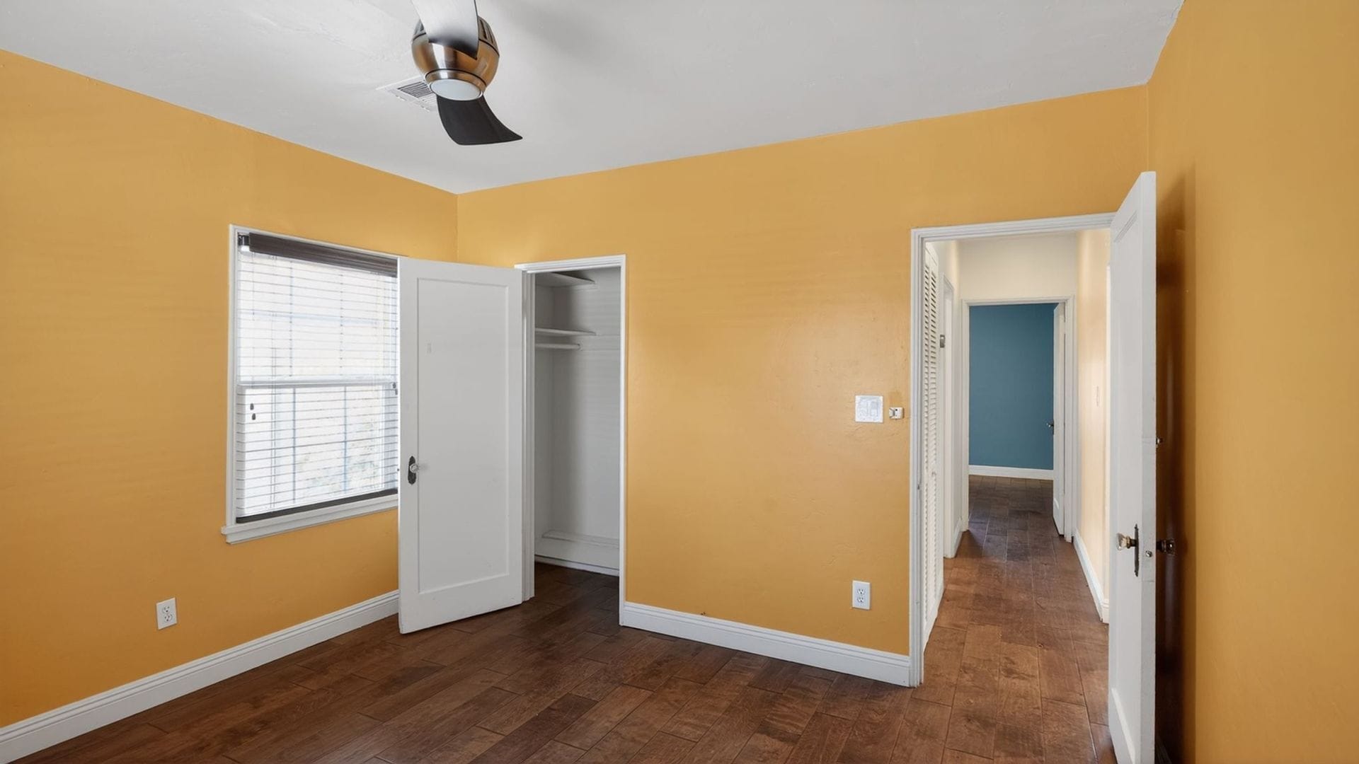 Building Photo - 506 W Coolidge St