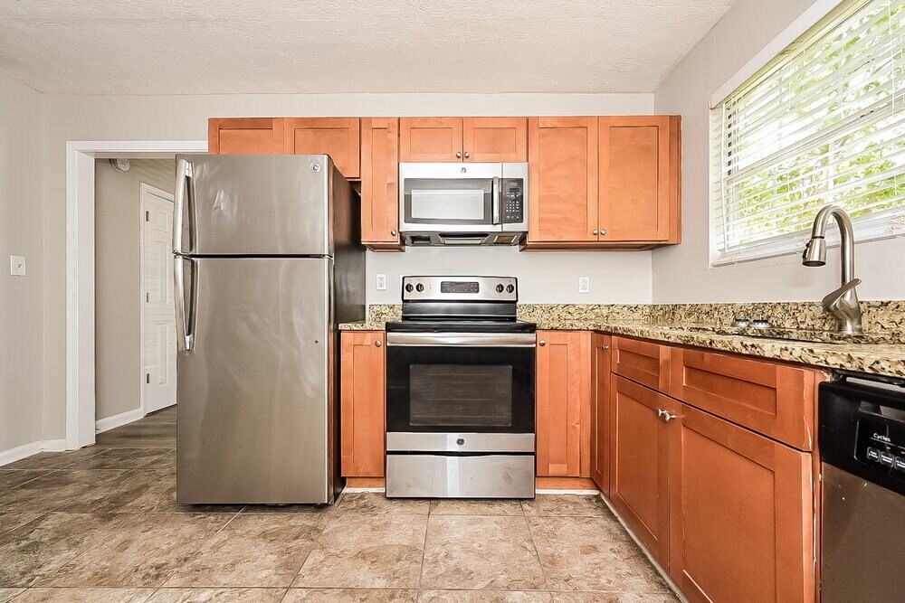 Building Photo - 2725 Woodward Rd