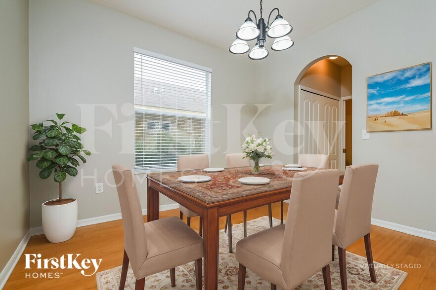 Building Photo - 12762 Standbridge Dr