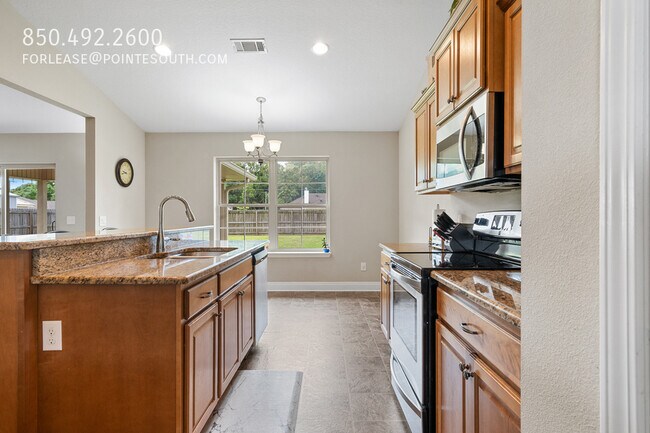 Building Photo - 12960 Westfield Loop