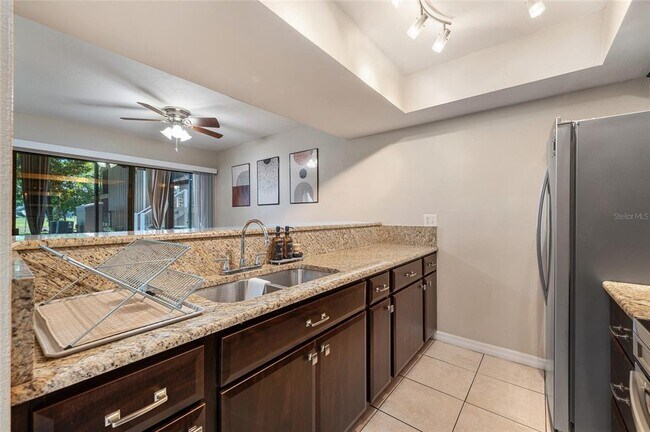 Building Photo - 5071 Eaglesmere Dr