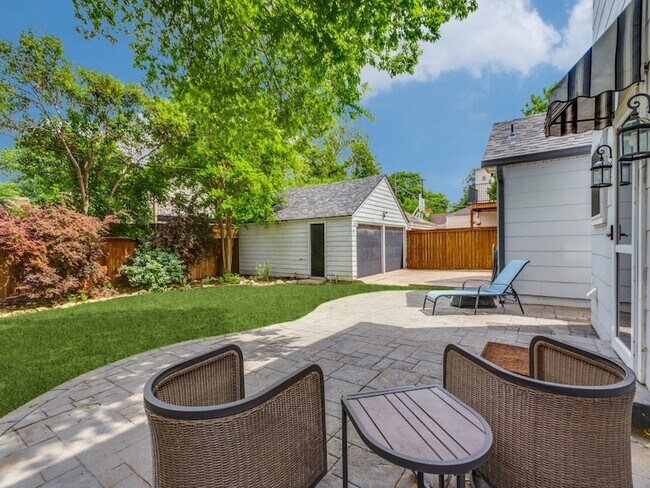 Building Photo - 3417 Stadium Dr