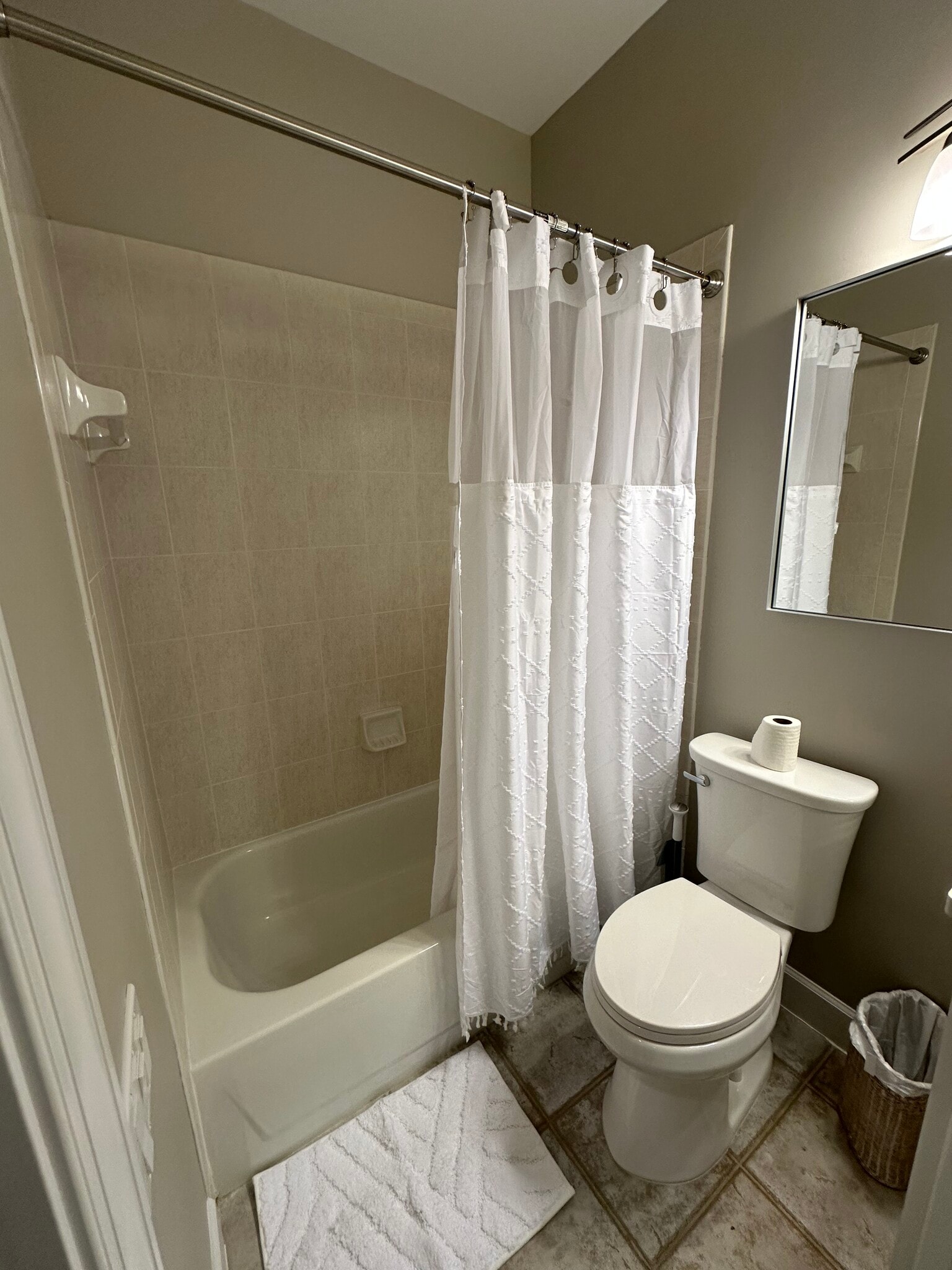 Building Photo - 8899 Bristol Bnd