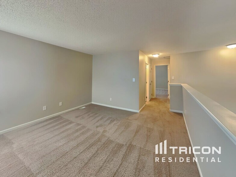 Building Photo - 9629 Green Apple Dr