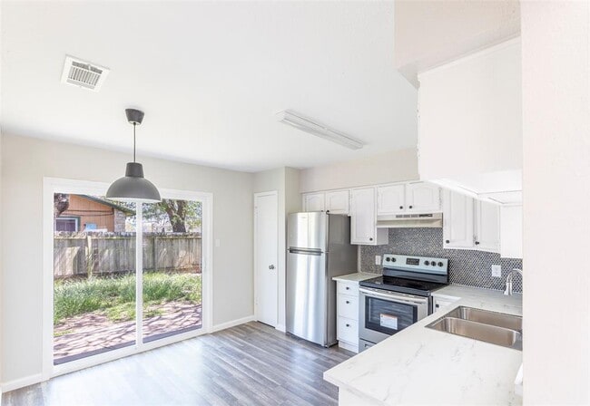 Building Photo - 10309 Burmaster Ln