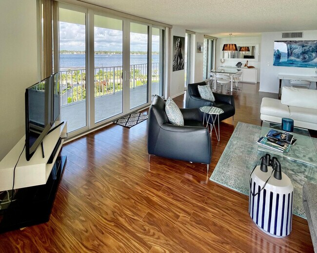 Building Photo - 3360 S Ocean Blvd