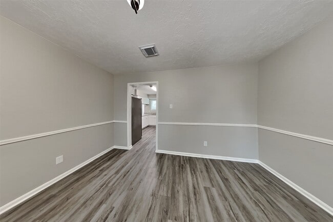 Building Photo - 16054 Pinyon Creek Dr
