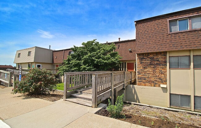 Building Photo - Excelsior Village