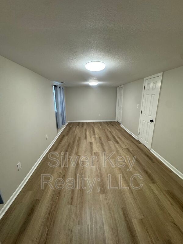 Building Photo - 1858 Reed Rd