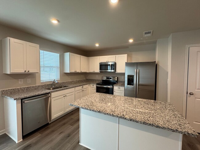Building Photo - 3 Bed | 2.5 Bath New Construction Townhous...