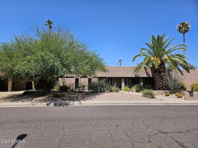 Building Photo - 9450 N 35th St