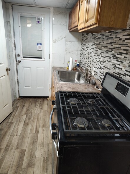 Building Photo - 688 Communipaw Ave