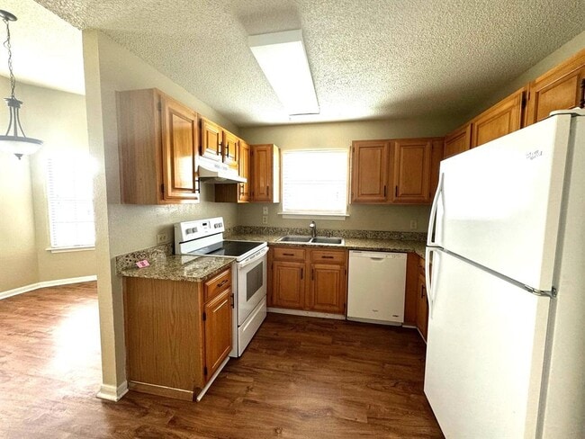 Building Photo - 117 Quail Cove