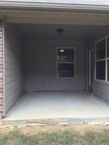 Building Photo - 1419 Lauren Ln