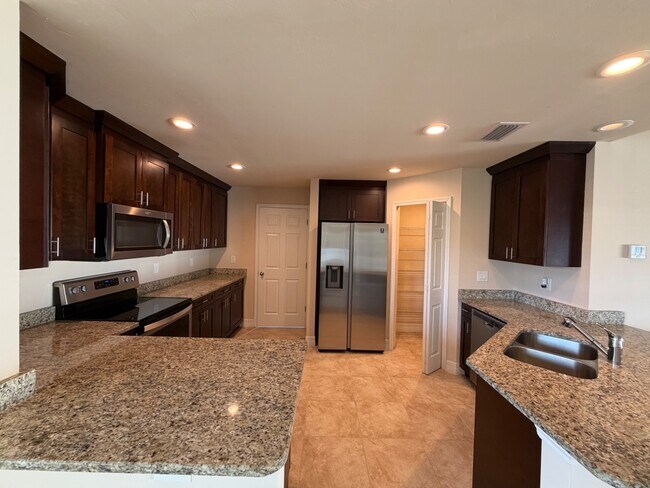 Building Photo - 3116 37th St SW