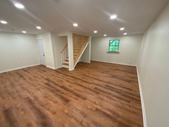 Building Photo - Beautifully Remodeled 3-Bedroom Home with ...