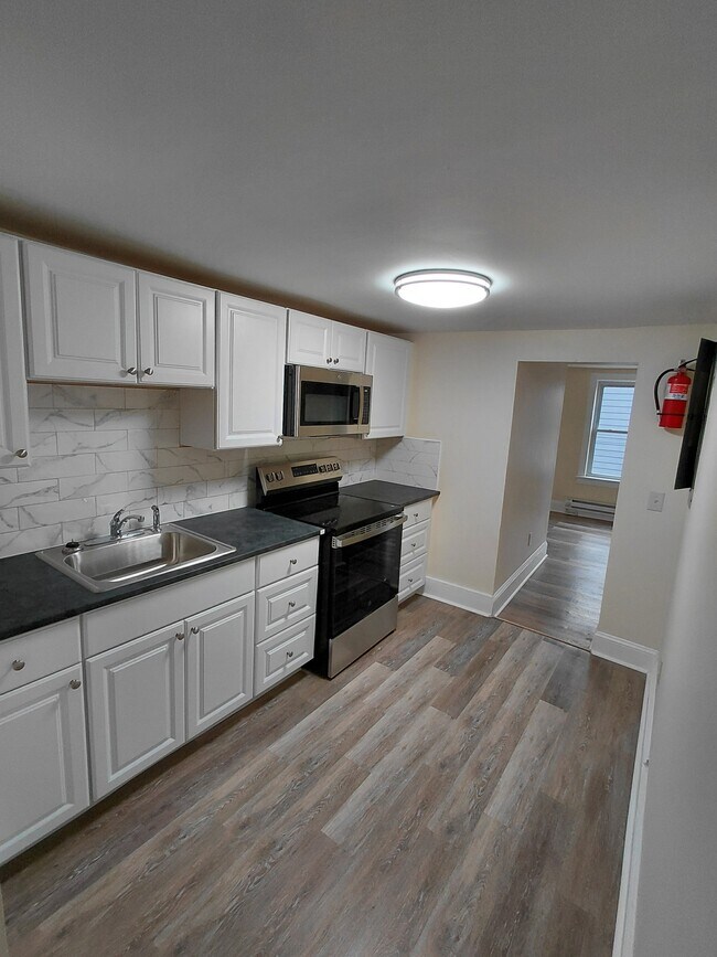 Building Photo - South Main Apartments