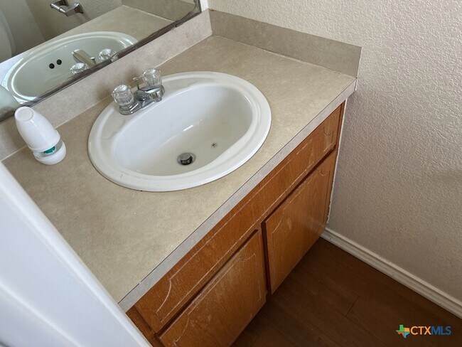 Building Photo - 2709 Vernice Loop