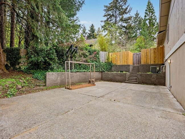 Building Photo - Spacious 4-Bedroom Lacey Home with A/C, Basement Bonus Space & Wetlands Privacy