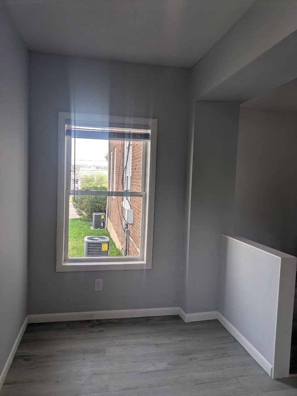 Building Photo - 85 N High St