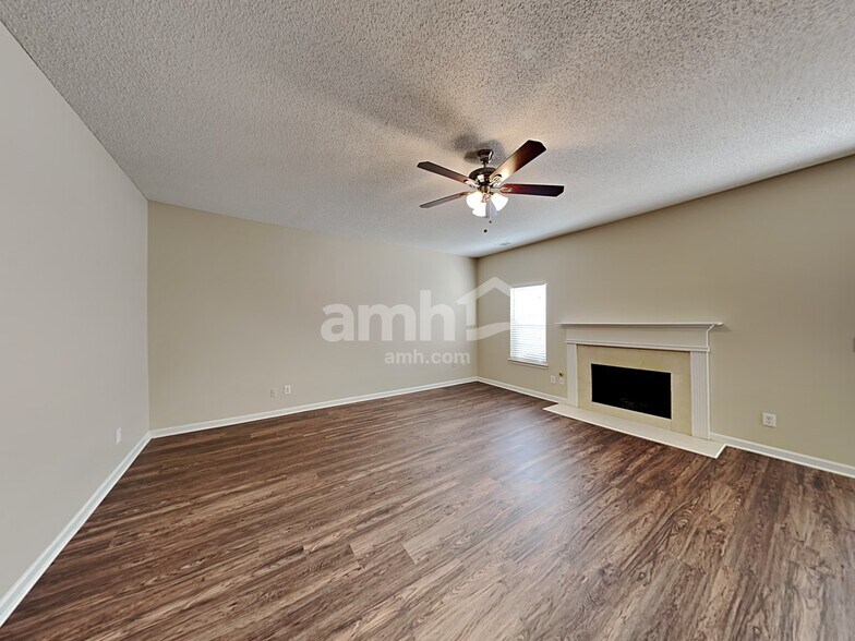 Building Photo - 4445 Tuckahoe Ct