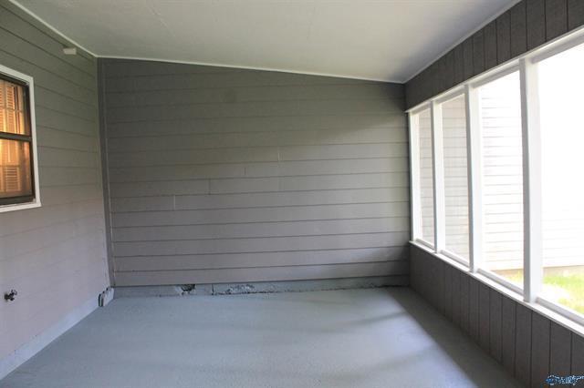 Building Photo - 2202 Westbury Ct SW