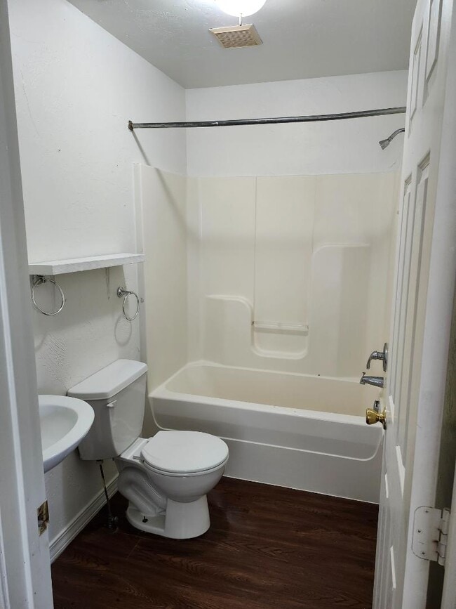 Building Photo - Washington Apartments