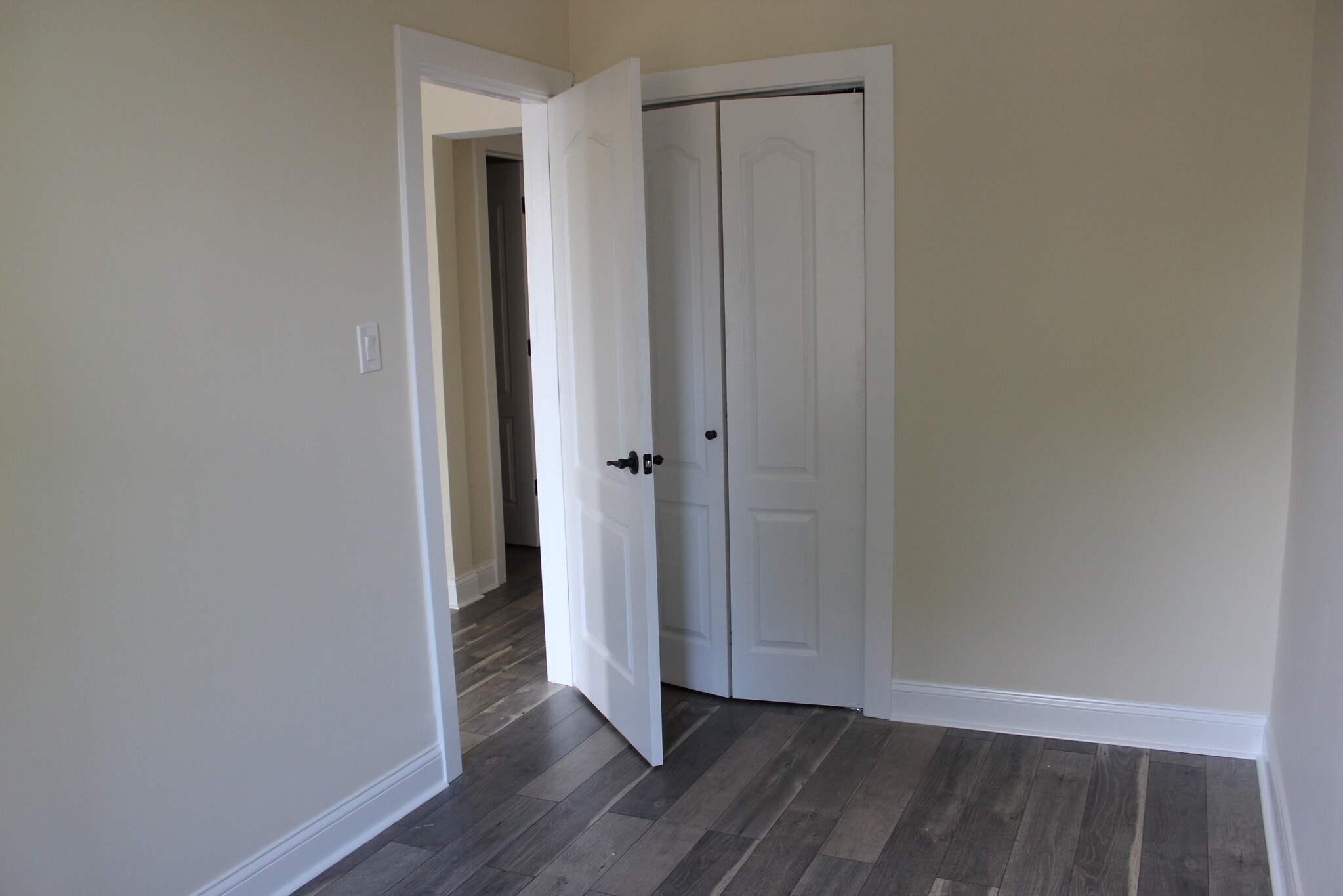 Bedroom 1 - 3316 W Hutchinson St