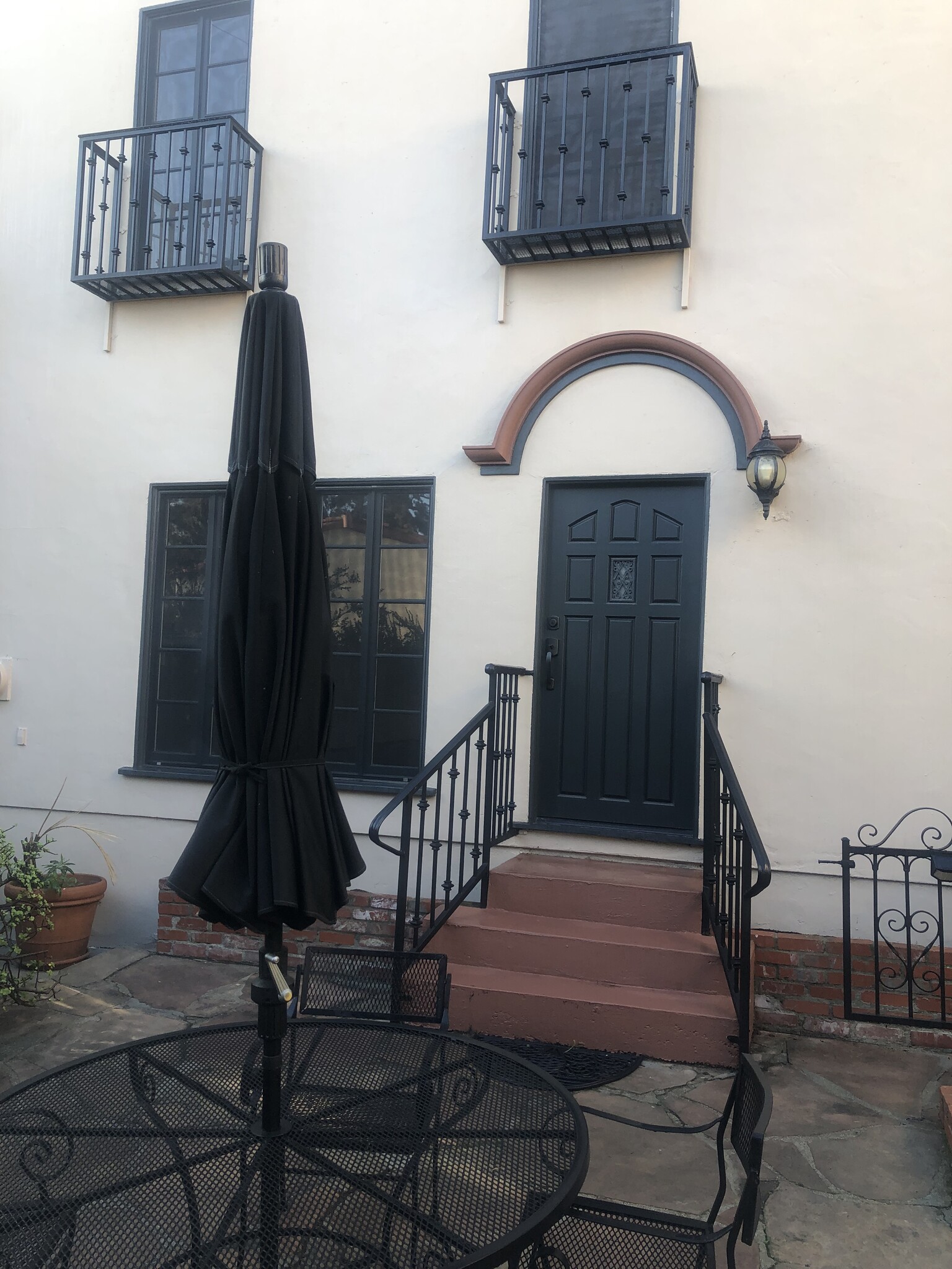 Entrance - 3018 Motor Ave