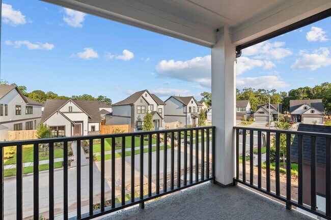 Building Photo - 1519 Noble Pk Dr