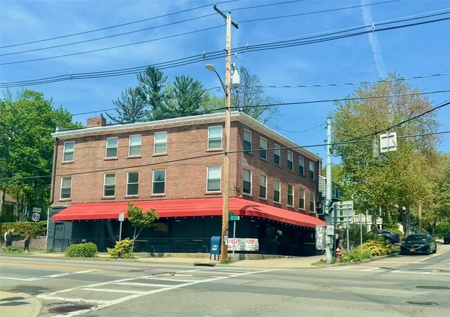 Primary Photo - 2 Morris Ave