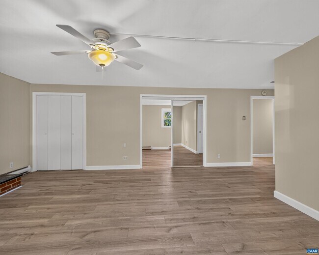 Building Photo - 308 Eastbrook Dr