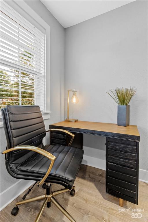 Building Photo - 1305 SE Benton St