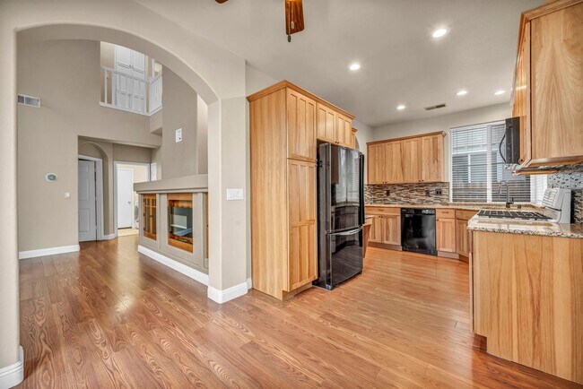 Building Photo - 3526 Heron's Cir
