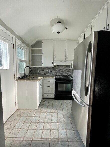 Building Photo - 1212 62nd St