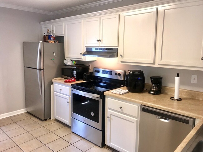 Building Photo - 112 Carrollton