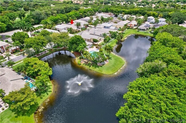 Building Photo - 8171 Hampton Wood Dr