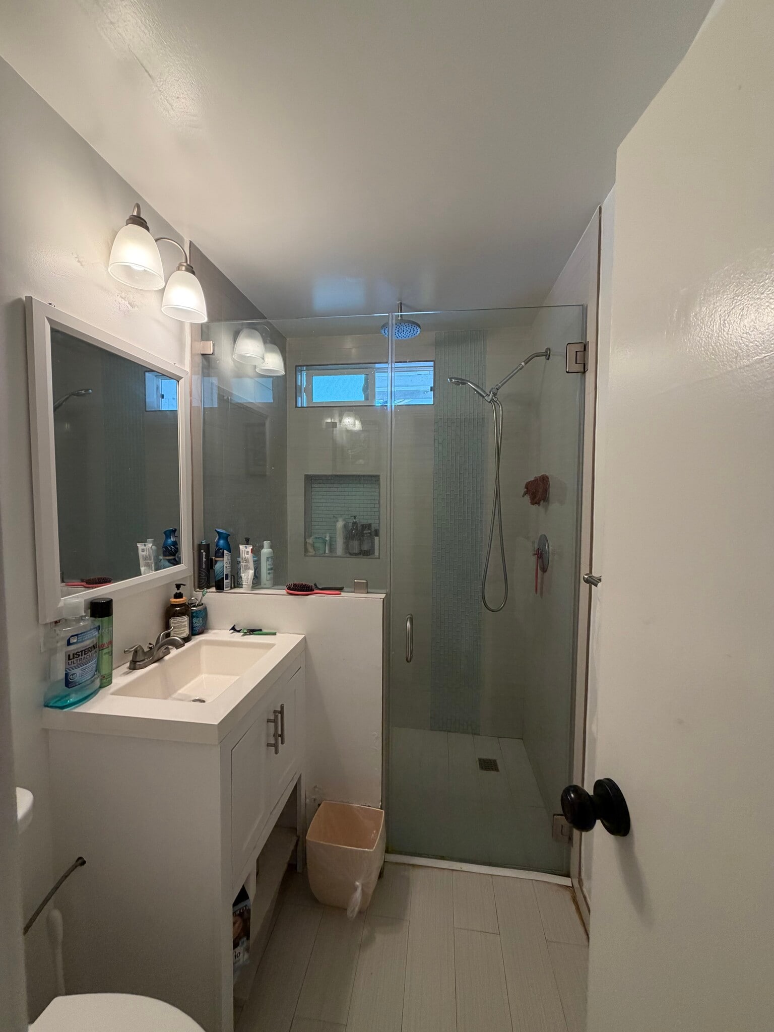 Building Photo - 4909 Gaviota Ave