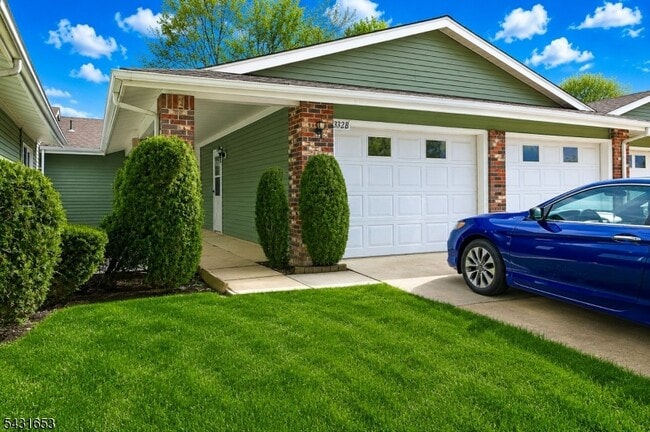 Building Photo - 332C Quinton Dr