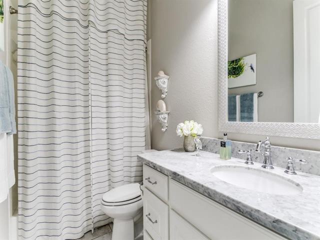 Building Photo - 4864 Isleworth Dr