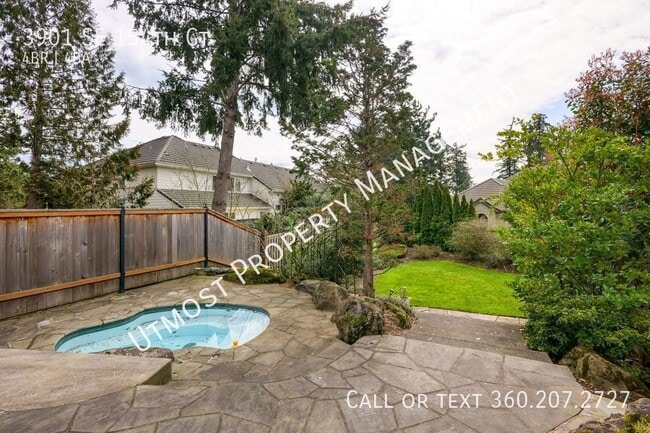 Building Photo - 3901 SE 154th Ct