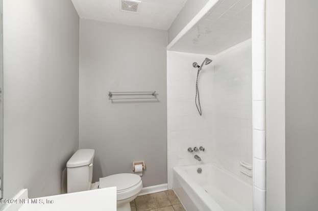 Building Photo - 2867 Holly Bay Rd