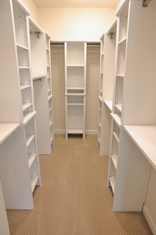 Master Bedroom Closet - 18 Sharpstead Ln
