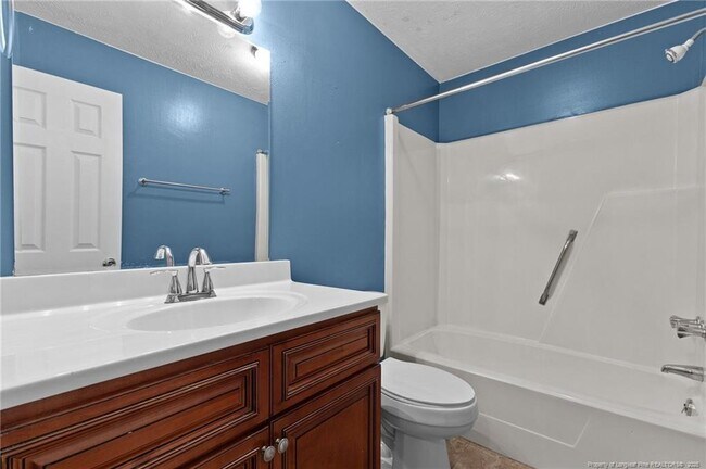 Building Photo - 810 Whispering Pines Rd