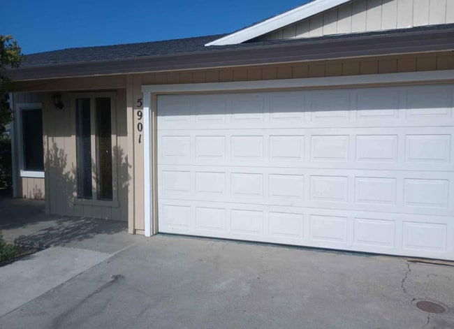 Building Photo - 5901 Moss Creek Cir