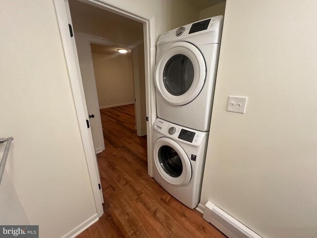 Building Photo - 312 Walnut Ct Way