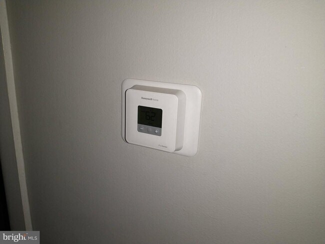 Building Photo - 6515 Germantown Ave