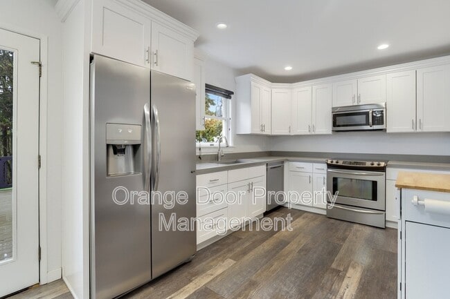 Building Photo - 55 Hylebos Ave